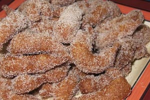 spatznuts cinnamon spaetzle
